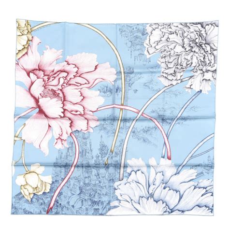 Scarf of the moment: A L’Ombre des Pivoines